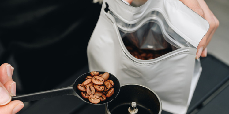 چرا بسته بندی سوپاپ دار برای قهوه یک ضرورت است؟